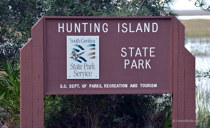 Welcome sign at Hunting island State Park