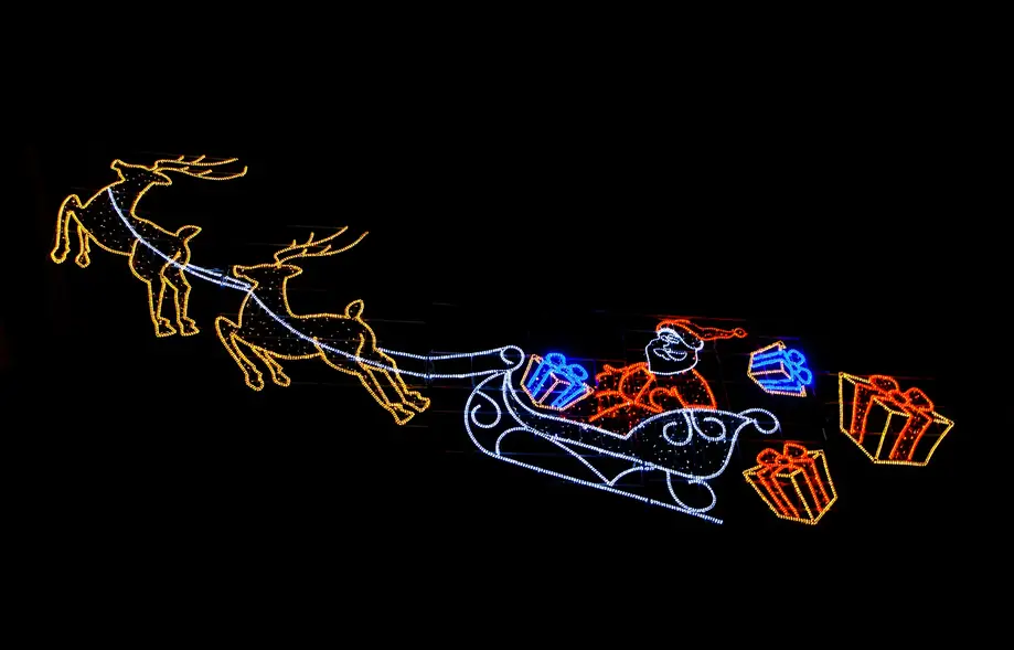 Bee City Zoo's Festival of Lights and Winter Wonderland Wagon Ride ENTRY STARTS AT 5PM Festival starts 6pm MAKE SURE TO ARRIVE AN HOUR PRIOR TO SELECTED WAGON TIME!!!