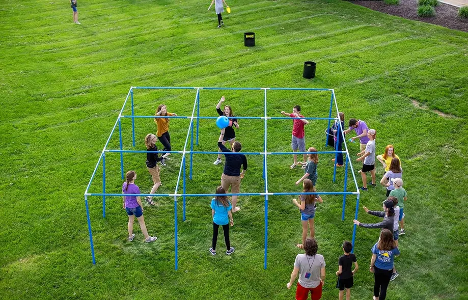 9 Square in the Air Competition