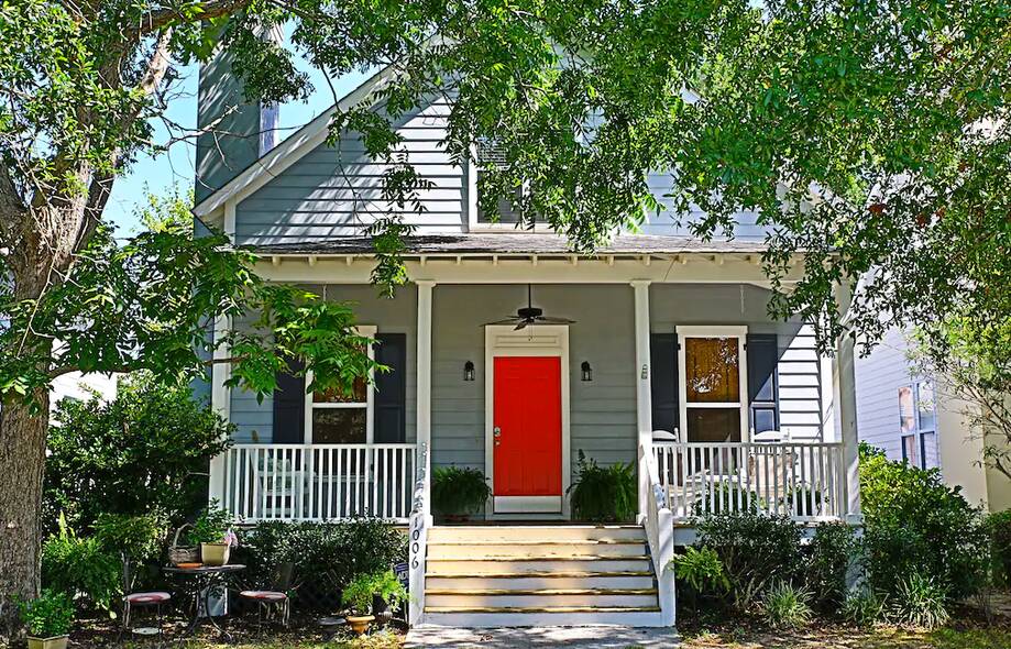 Lowcountry cottage sleeps 6 - close to P...